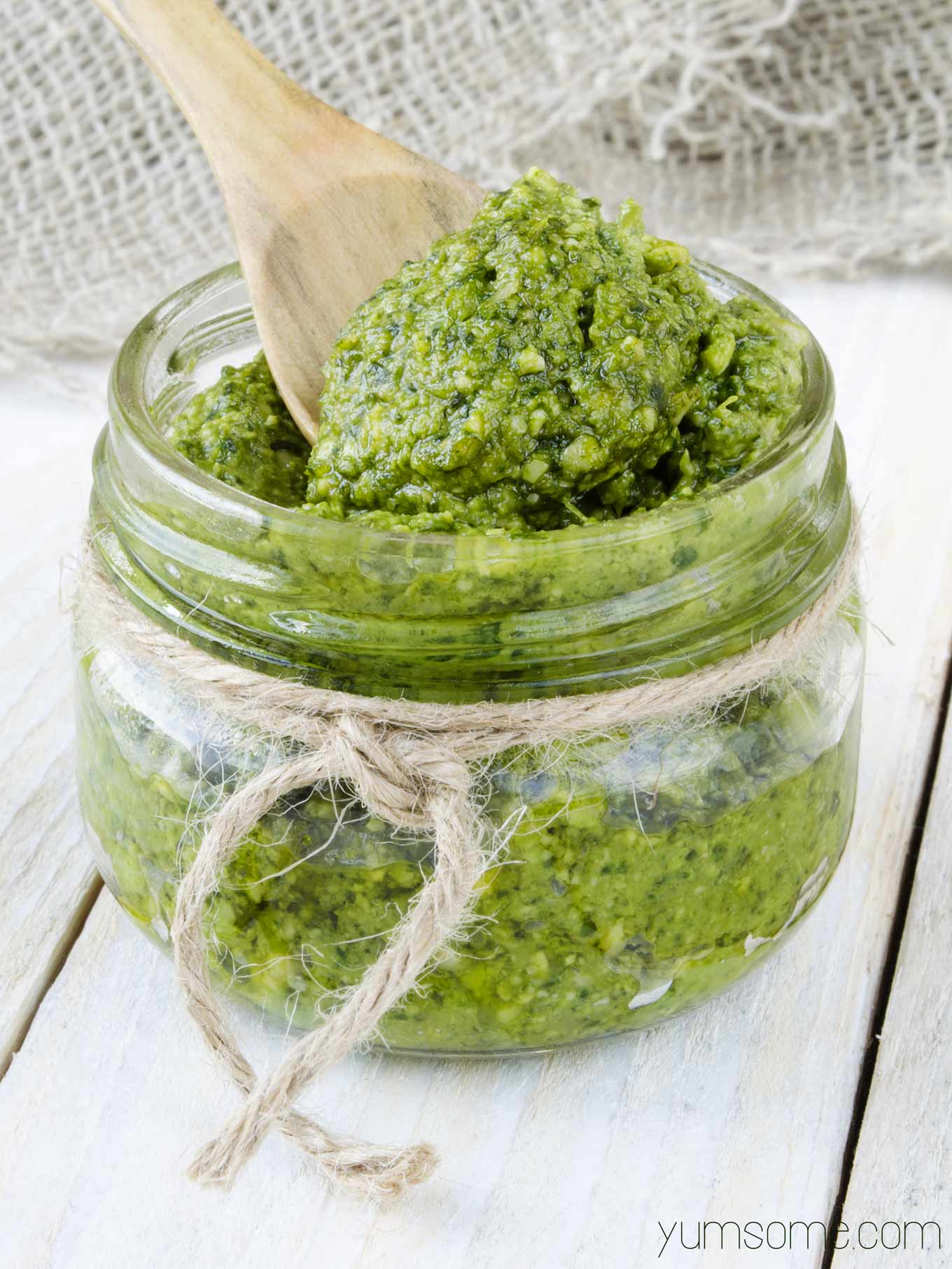 Healthy 5Minute Vegan Cashew Pesto