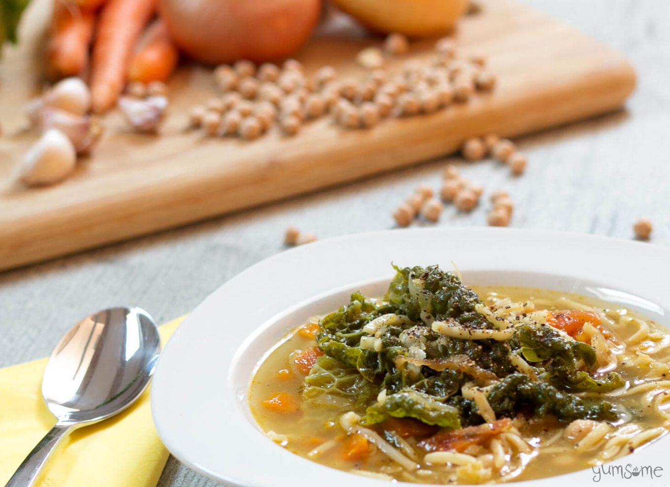Warming, filling, simple, and cheap - you can't go wrong with this traditional, veggie-packed Tuscan bean soup. | yumsome.com
