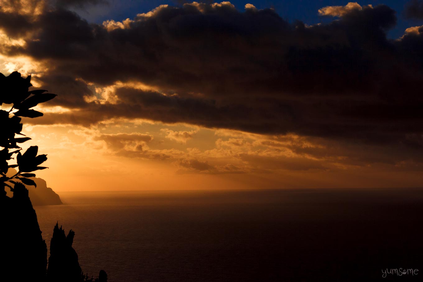 sunrise over Genova, Italia | yumsome.com