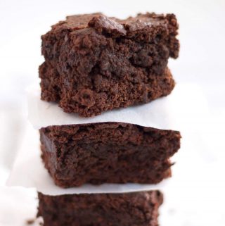 Chocolatey and rich, moist and fudgy, and made with only 10 ingredients, my perfect vegan brownies are ready in just 40 minutes. | yumsome.com