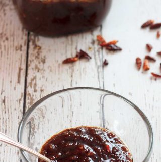 My vegan nam prik pao is the secret weapon your Thai pantry has been waiting for! | yumsome.com