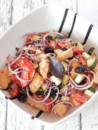 Panzanella salad