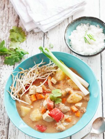 overhead shot of vegan Thai massaman curry | yumsome.com