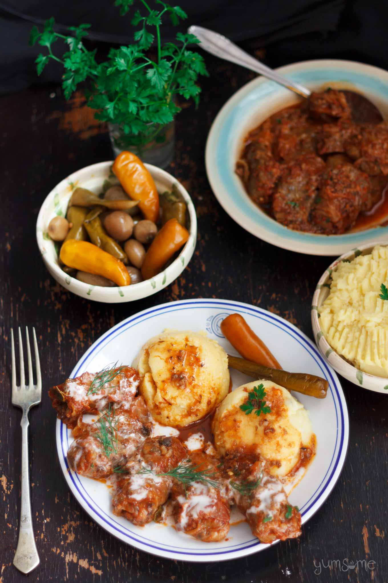 vegan cabbage rolls overhead shot overhead shot of cabbage rolls | yumsome.com