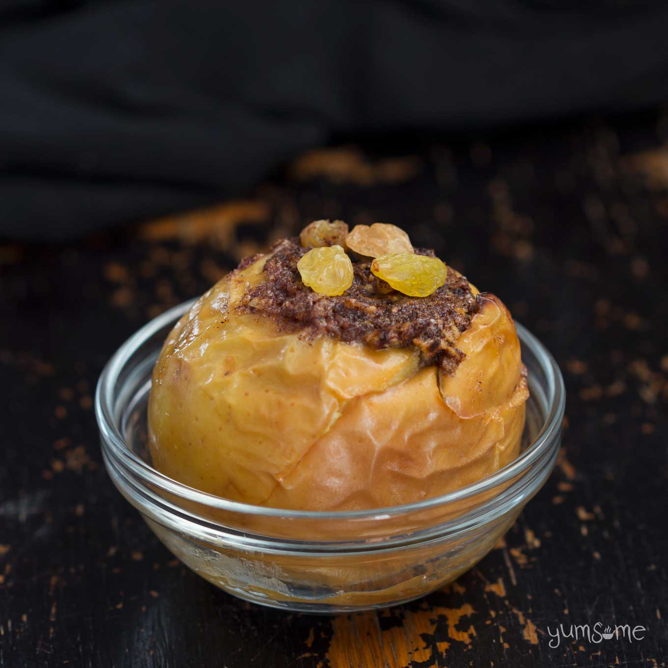 a baked apple | yumsome.com