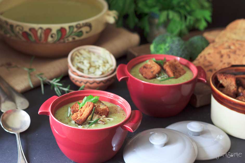 6Minute Vegan Broccoli & Cheese Blender Soup (Froothie Recipe)