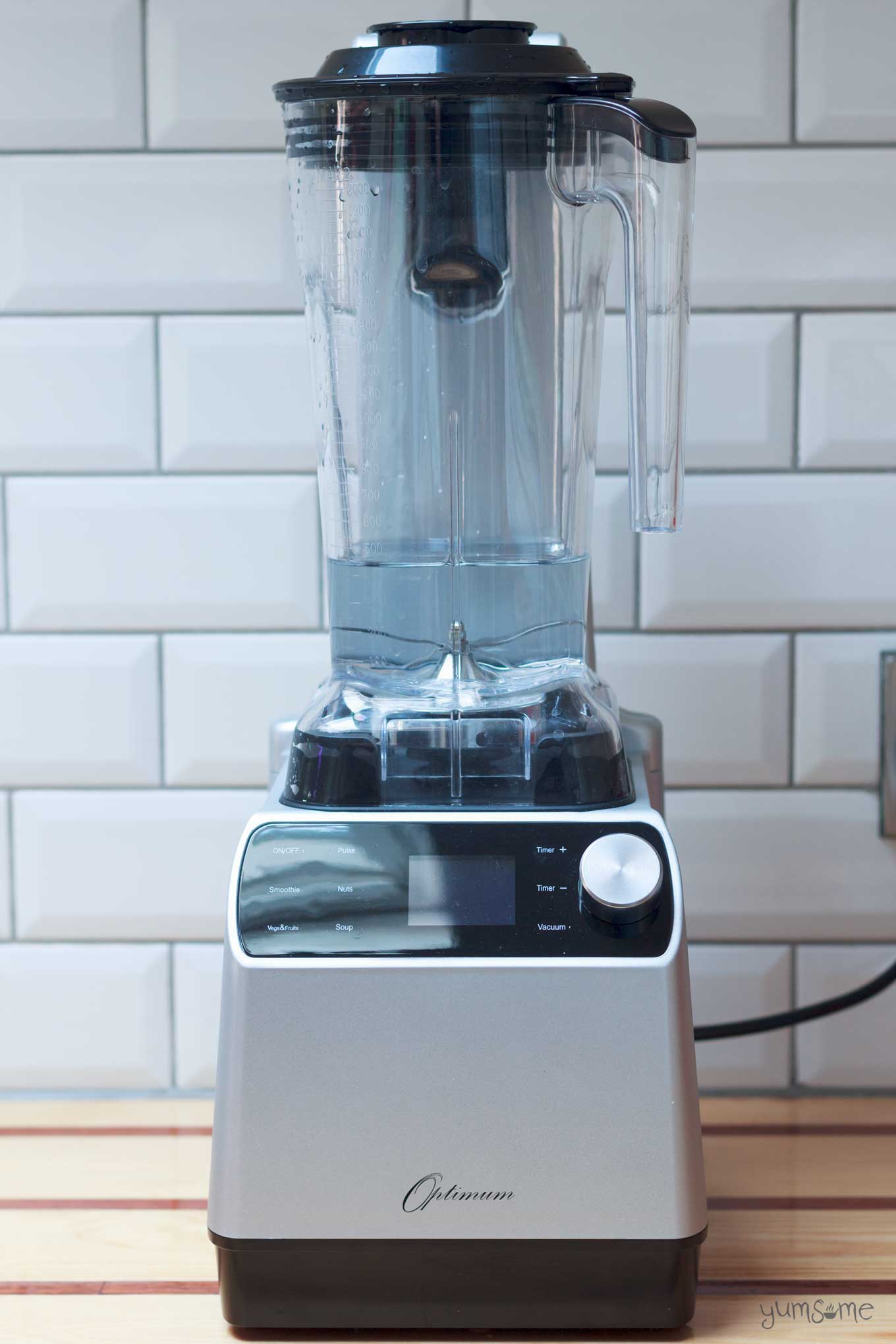 hero image: froothie optimum vac2 air vacuum blender | yumsome.com